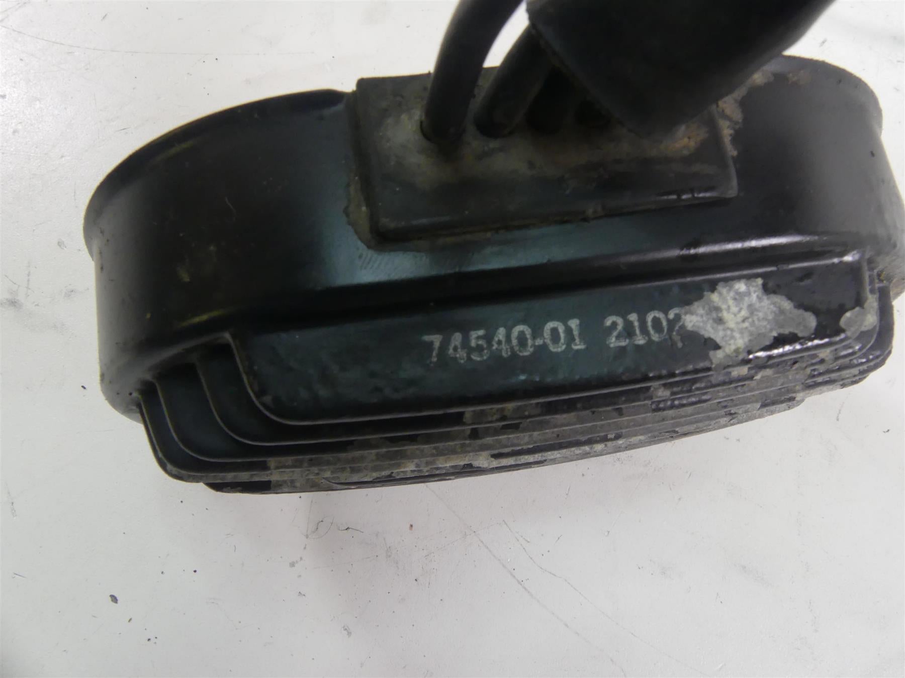 2002 Harley Softail FXSTDI Deuce Rectifier Voltage Regulator + Cover 74540-01 {{ shop.shopifyCountryName }} - Mototech271