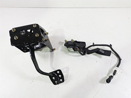 2018 Can Am Maverick X3 XRC Turbo R Foot Brake Accelerate Pedal Set 707001803 {{ shop.shopifyCountryName }} - Mototech271