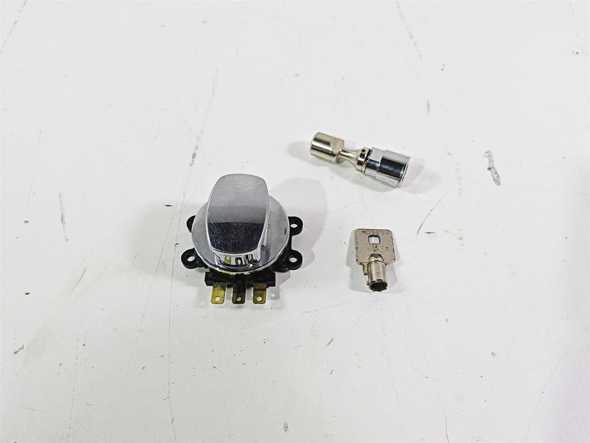 2004 Harley FLSTCI Softail Heritage Ignition Switch Steering Key Lock 71450-04 {{ shop.shopifyCountryName }} - Mototech271