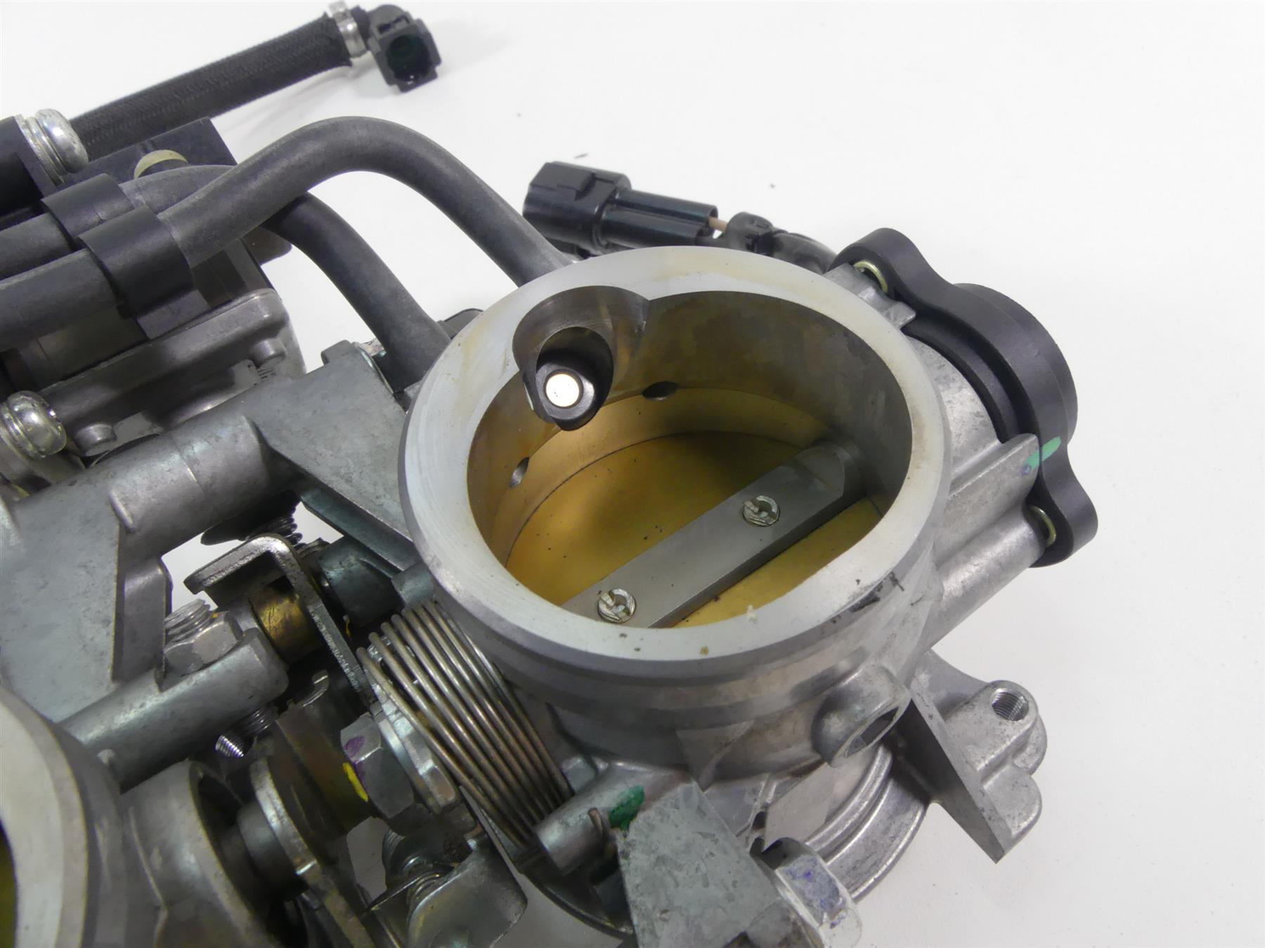 2013 Triumph Street Triple 675R Keihin Throttle Body Fuel Injectors T1241675 {{ shop.shopifyCountryName }} - Mototech271