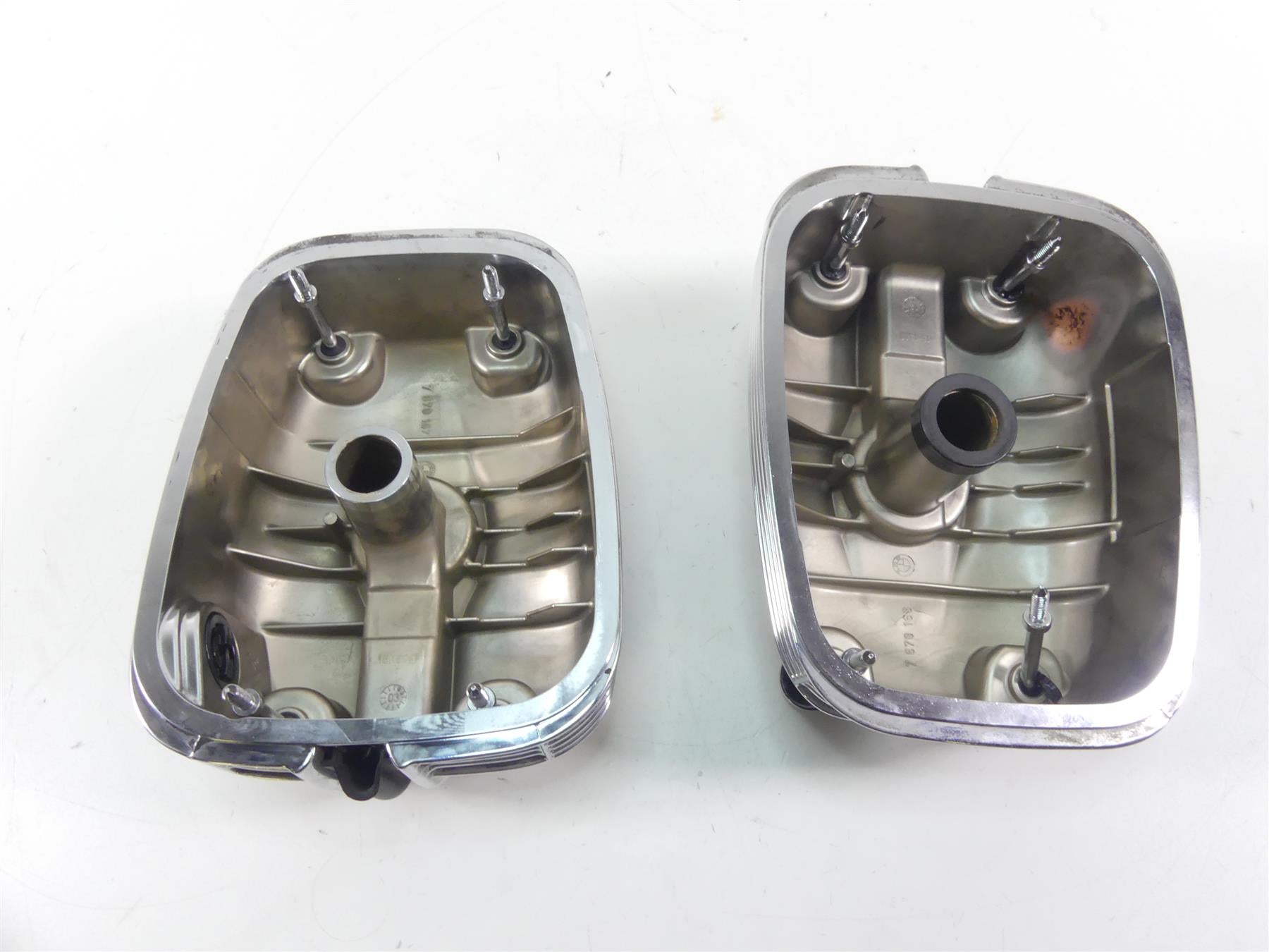 2003 BMW R1200 CL K30 Chrome Cylinderhead Valve Cover Set 7670168 7670167 {{ shop.shopifyCountryName }} - Mototech271