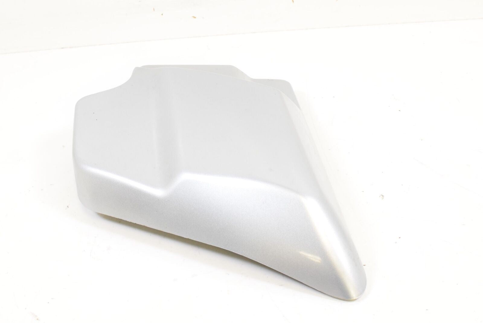 2012 Harley Touring FLHTC Electra Glide Right Side Cover Fairing 66048-09 {{ shop.shopifyCountryName }} - Mototech271