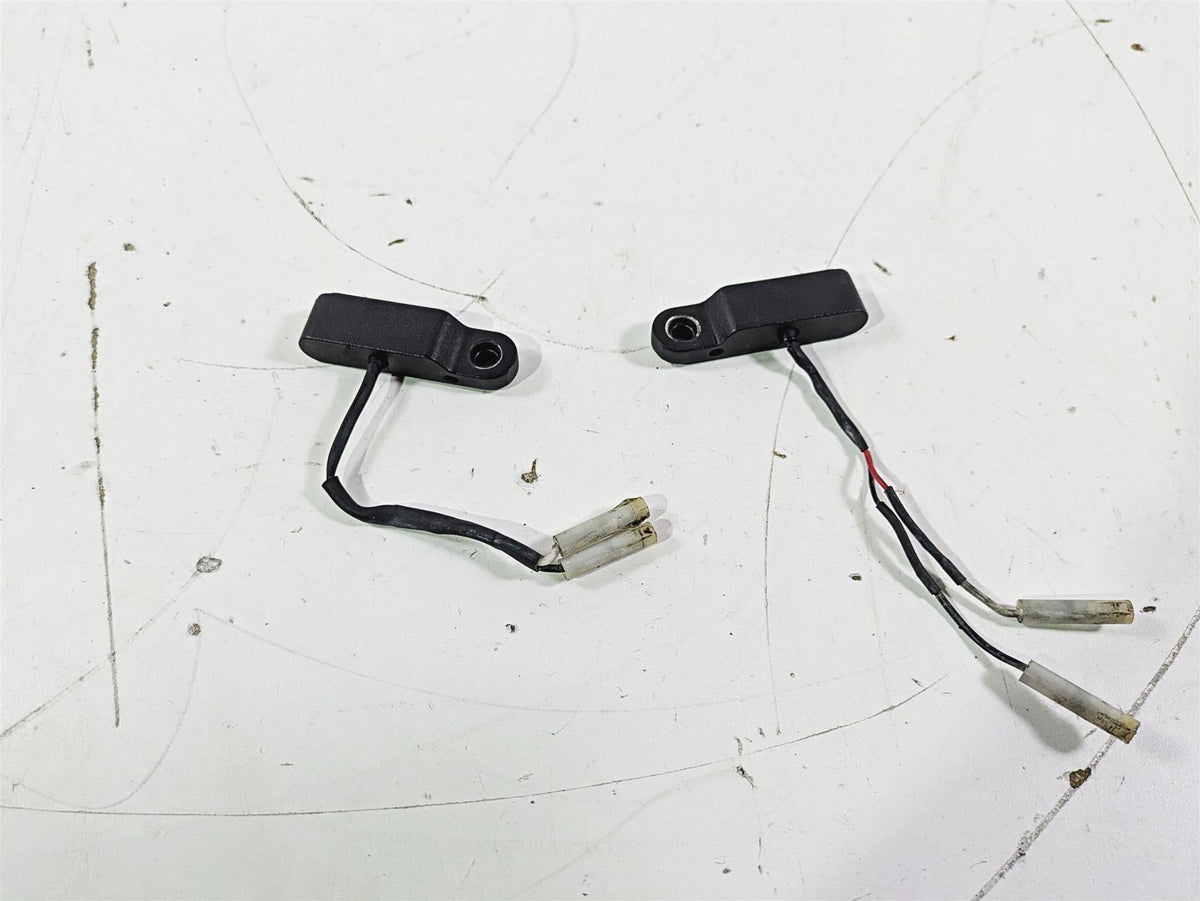 2019 Triumph Speed Triple RS 1050 Aftermarket Tiny Small Blinker Turn Signals {{ shop.shopifyCountryName }} - Mototech271
