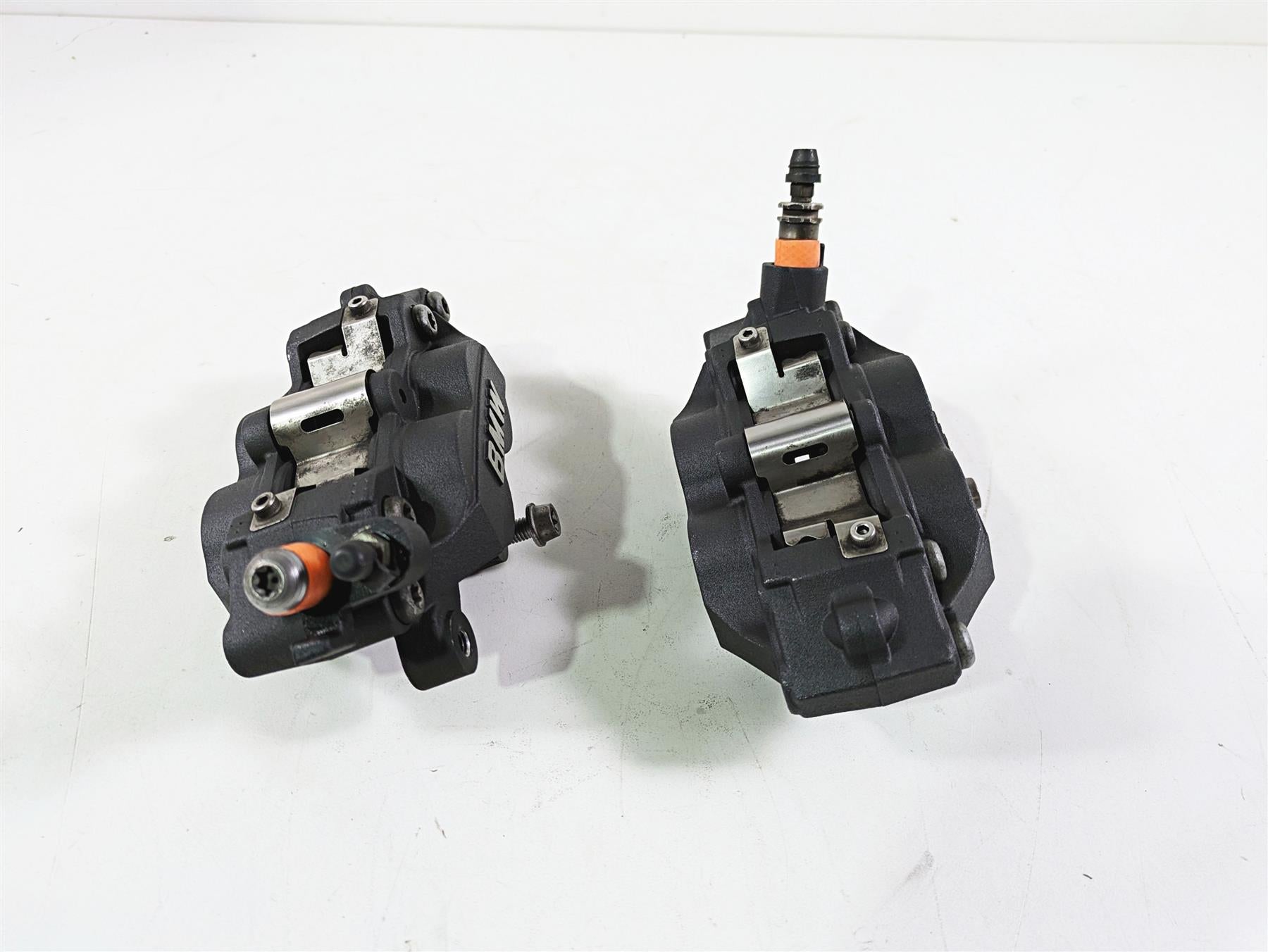 2012 BMW R1200R K27 Tokico Front Brake Caliper Set 34117722517 34117726972 {{ shop.shopifyCountryName }} - Mototech271