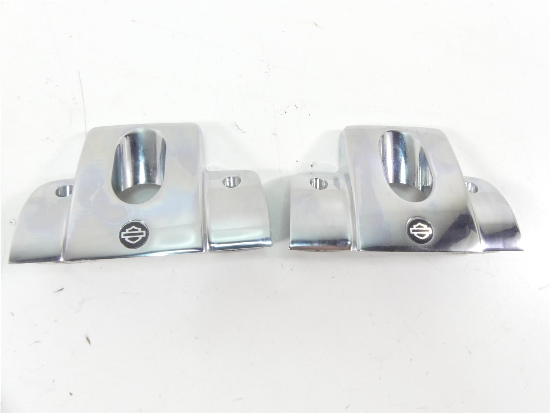 2009 Harley FXDL Dyna Low Rider Chrome Spark Plug Cover Set 43858-00 {{ shop.shopifyCountryName }} - Mototech271