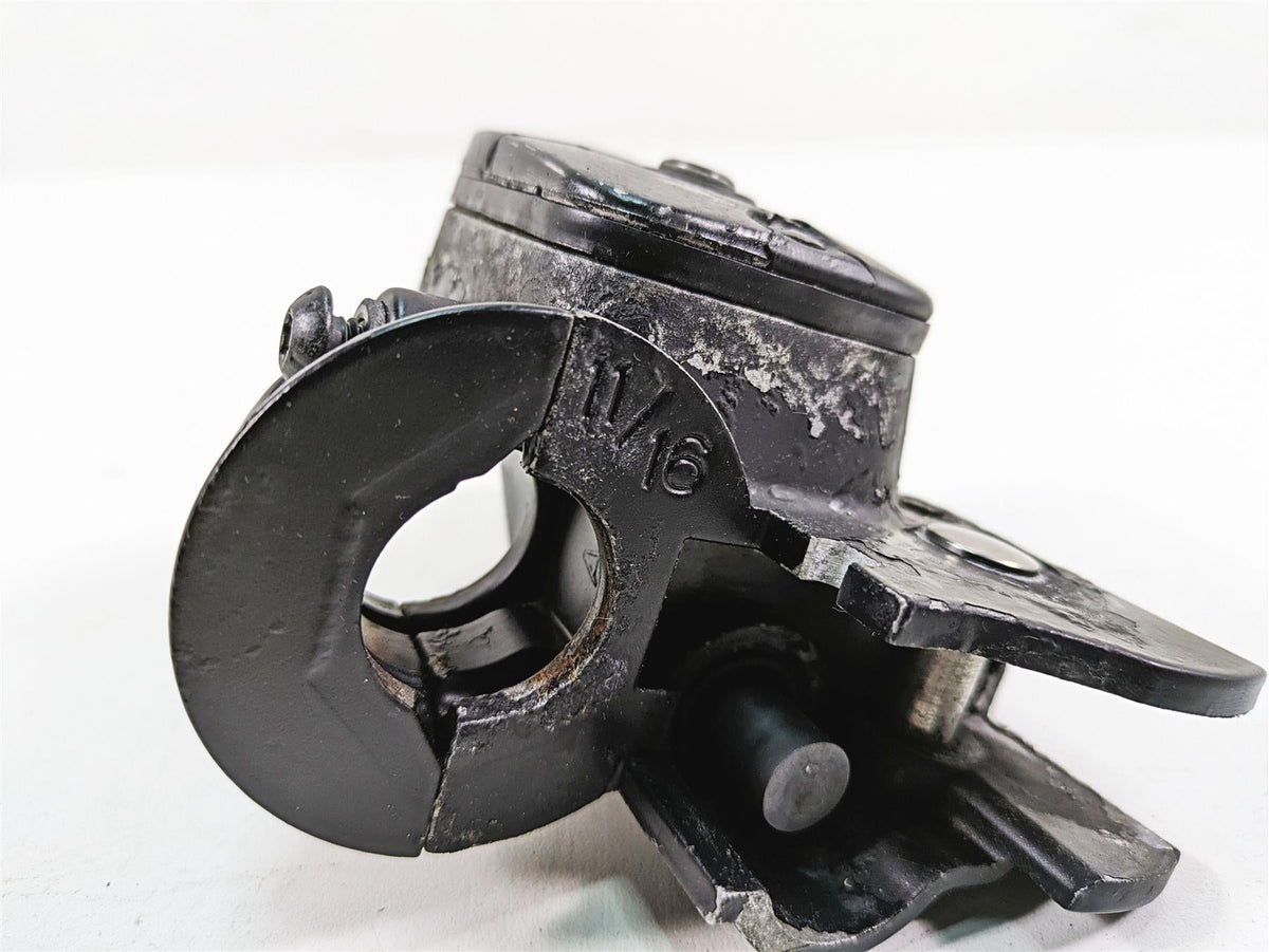 2009 Harley FXDF Dyna Fat Bob Front Brake Master Cylinder 11/16" 45170-08F {{ shop.shopifyCountryName }} - Mototech271