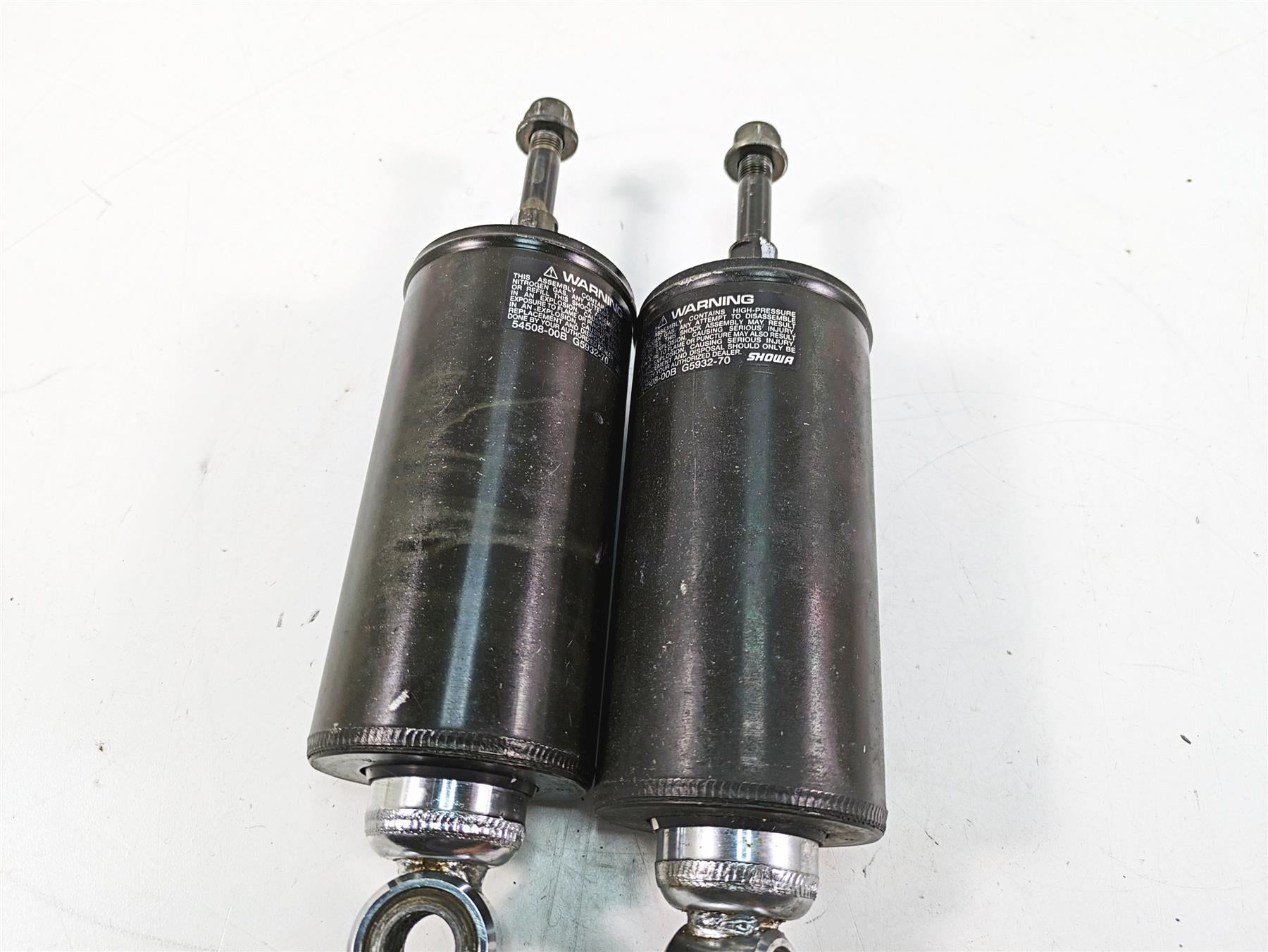 2006 Harley Softail FXSTSI Springer Rear Showa Suspension Shock Set 54508-00B {{ shop.shopifyCountryName }} - Mototech271