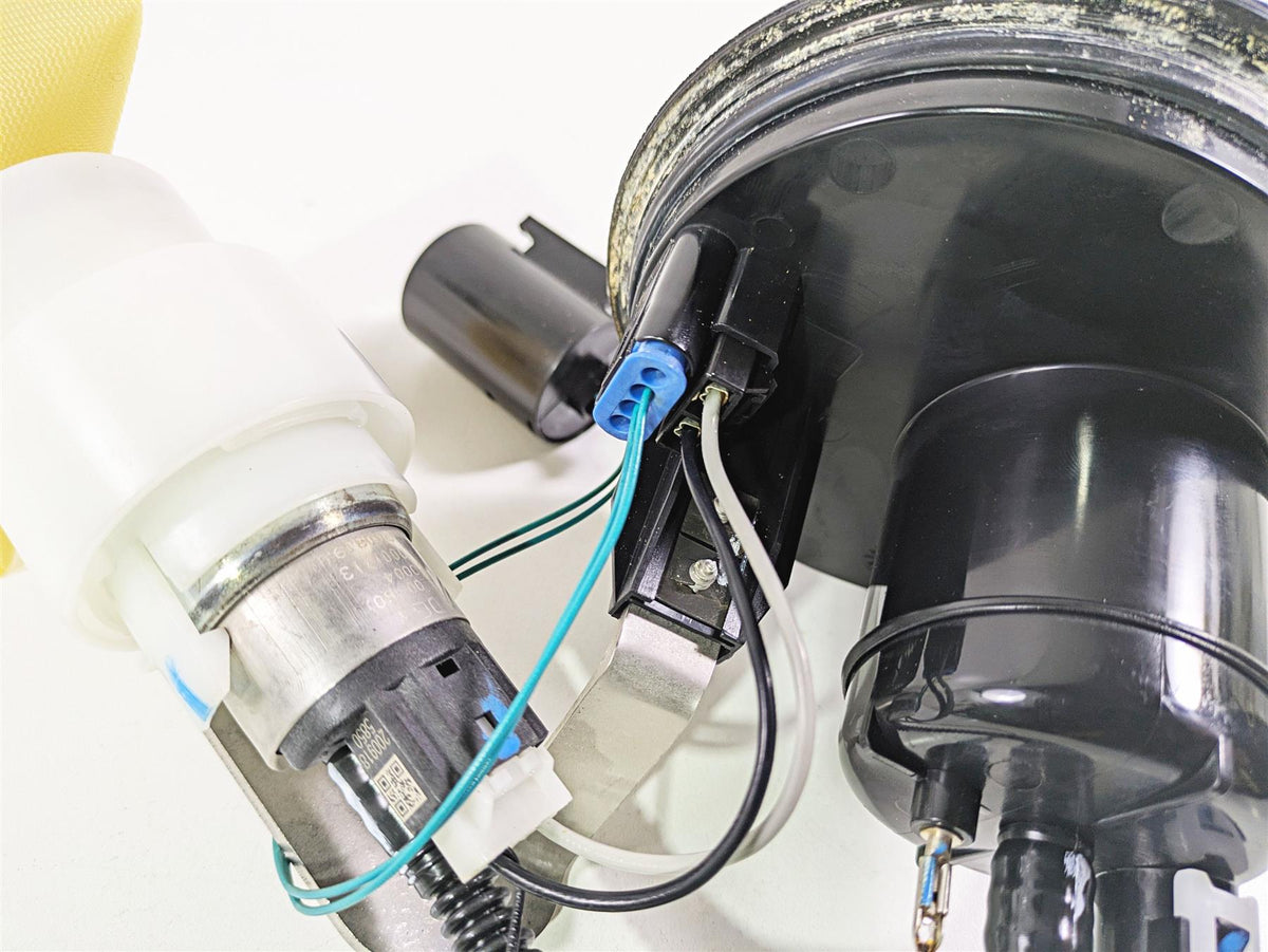 2022 BMW RnineT Pure K22 Fuel Gas Petrol Pump & Sender 16149457280 {{ shop.shopifyCountryName }} - Mototech271