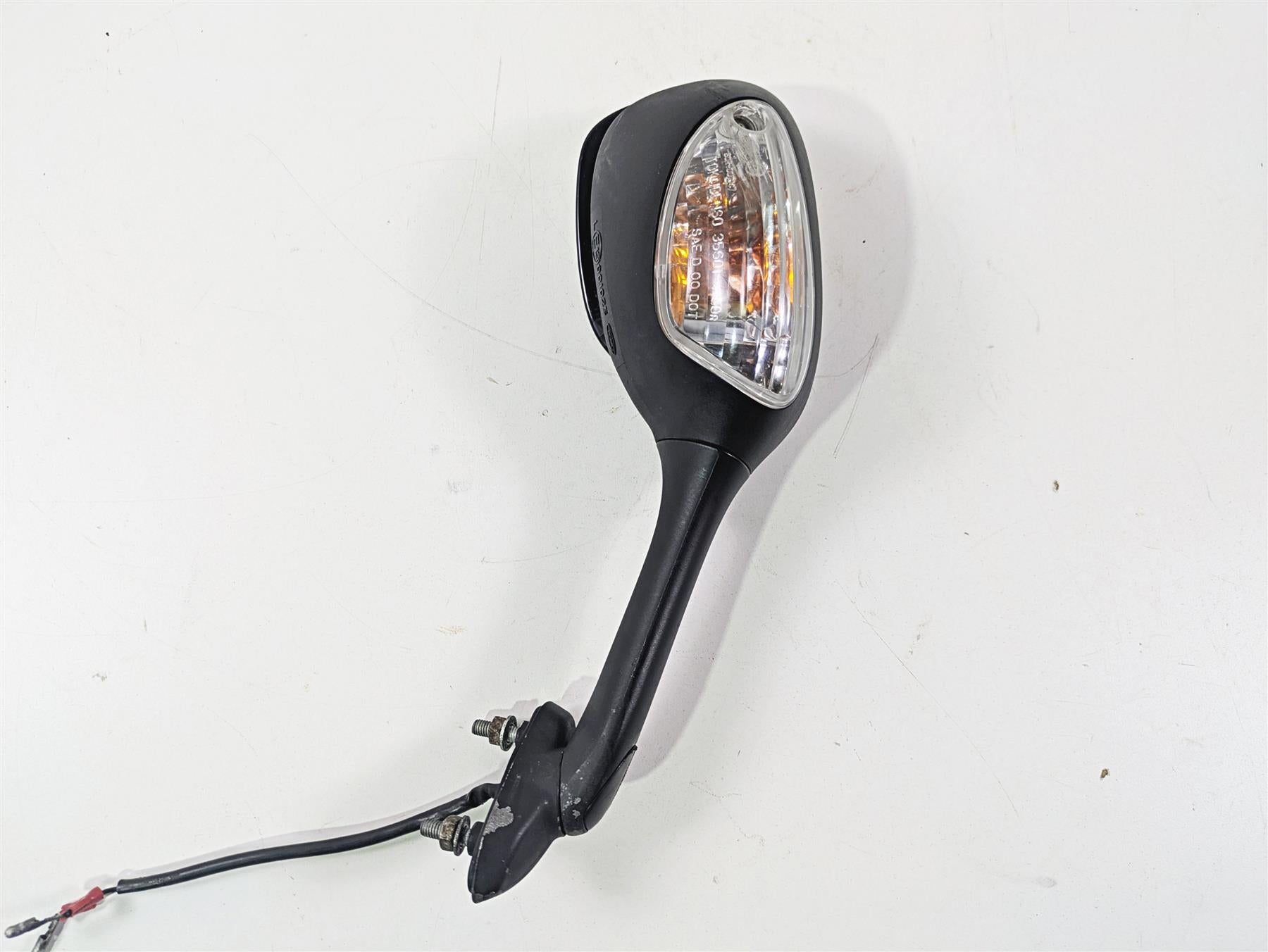 2006 Suzuki GSXR1000 K6 Right Mirror Blinker Turn Signal 56500-41G01 56500-41G03 {{ shop.shopifyCountryName }} - Mototech271
