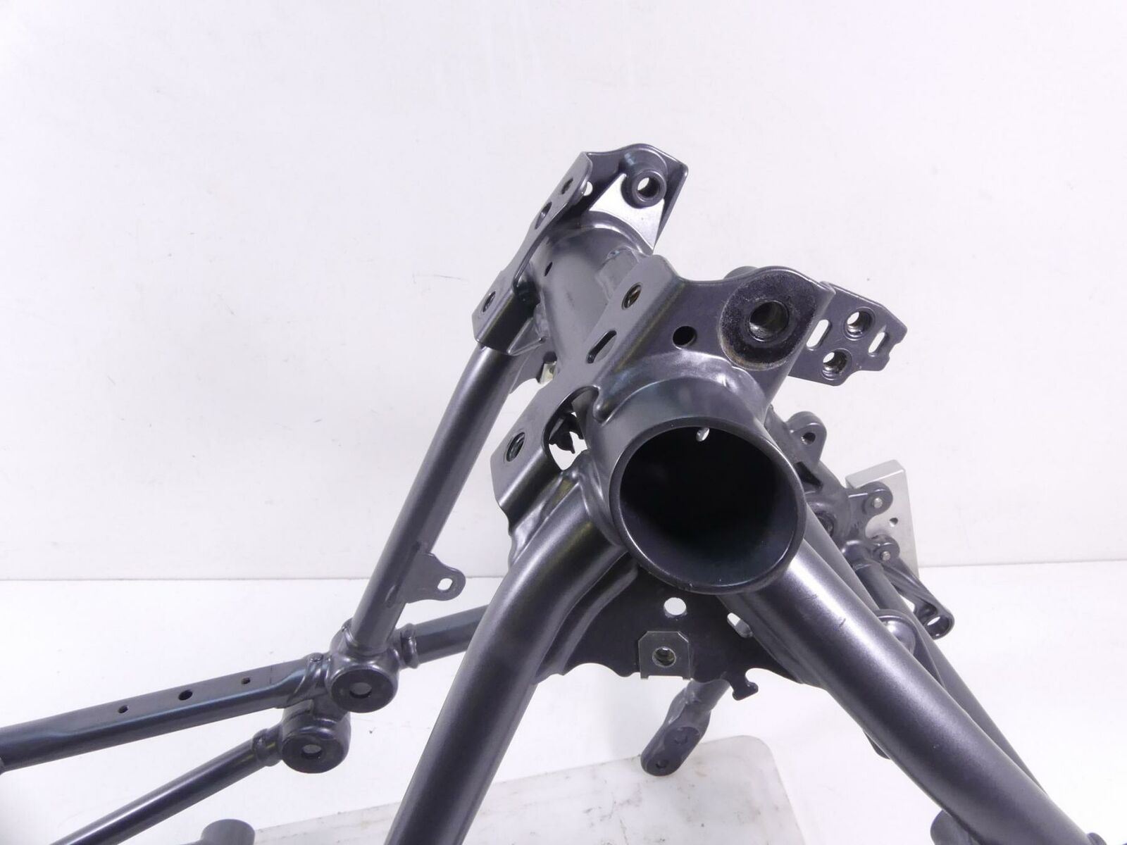 2016 BMW R1200R K53 Straight Main Frame Chassis Slvg 46518524779 / 46518387843 {{ shop.shopifyCountryName }} - Mototech271