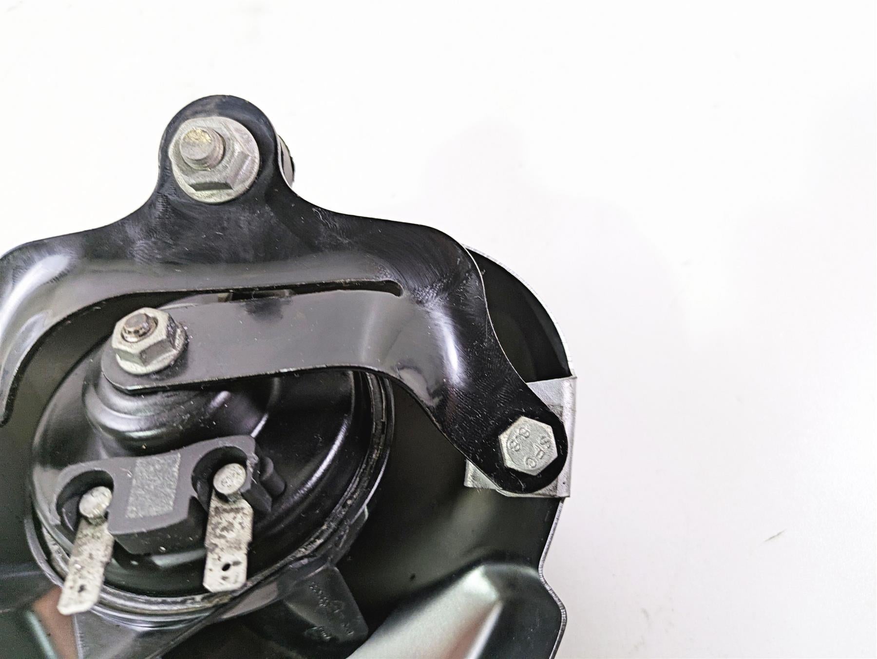2013 Harley VRSCF Muscle Rod Horn & Silver Cover 69053-09 {{ shop.shopifyCountryName }} - Mototech271