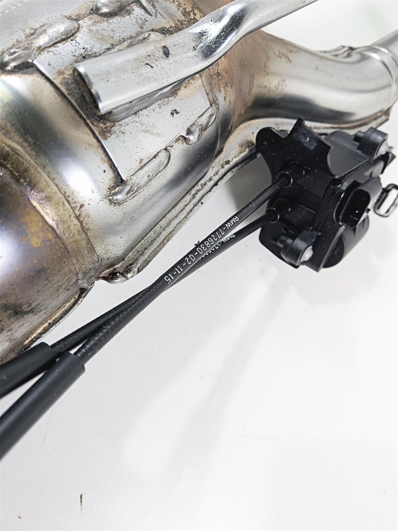 2016 BMW R1200RT RT RTW K52 Exhaust Header Manifold & Servo No Dents 18518555270 {{ shop.shopifyCountryName }} - Mototech271