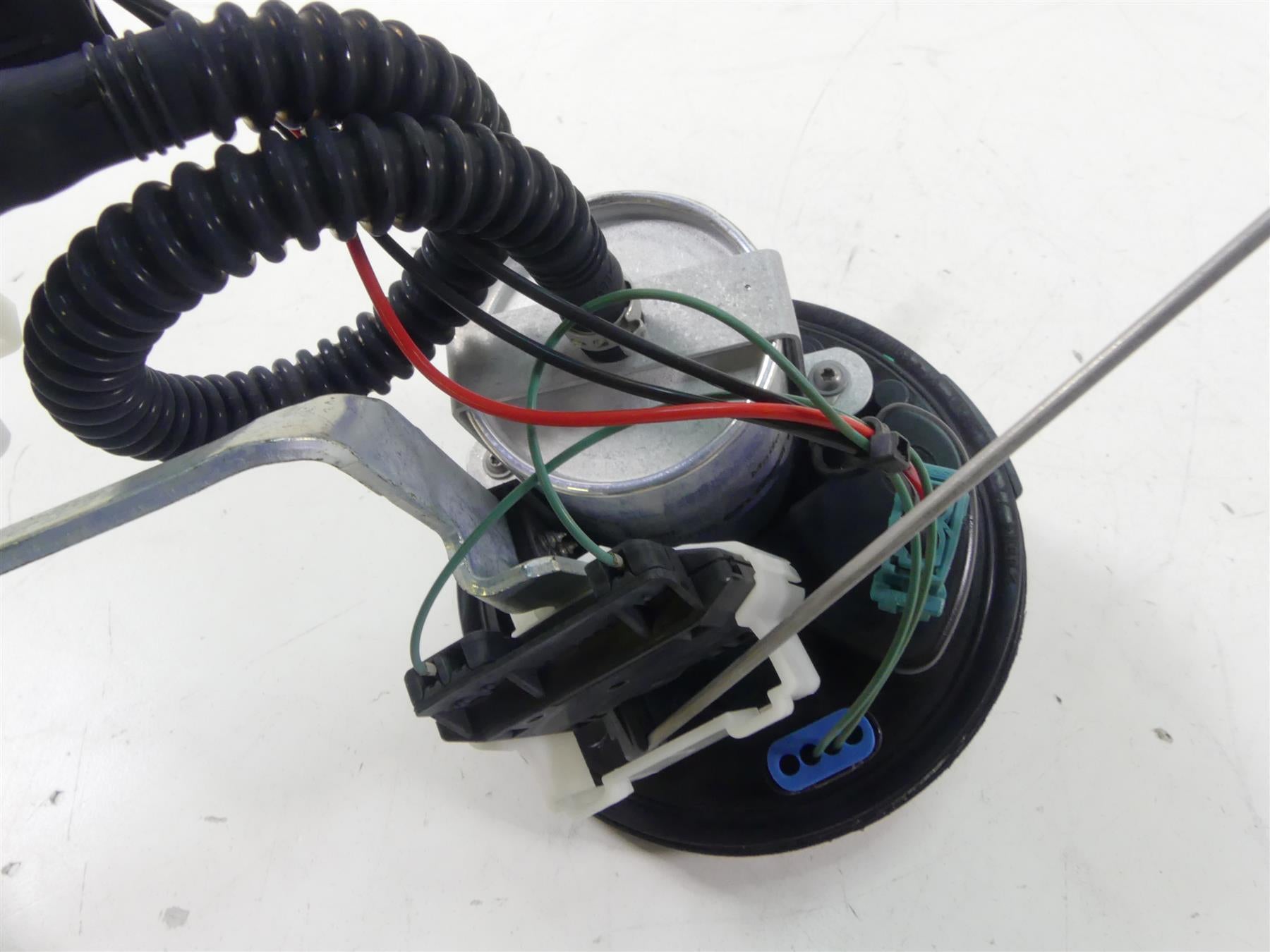 2016 BMW R1200RS K54 Fuel Gas Petrol Pump & Sending Unit 12K Tested 16148357969 {{ shop.shopifyCountryName }} - Mototech271