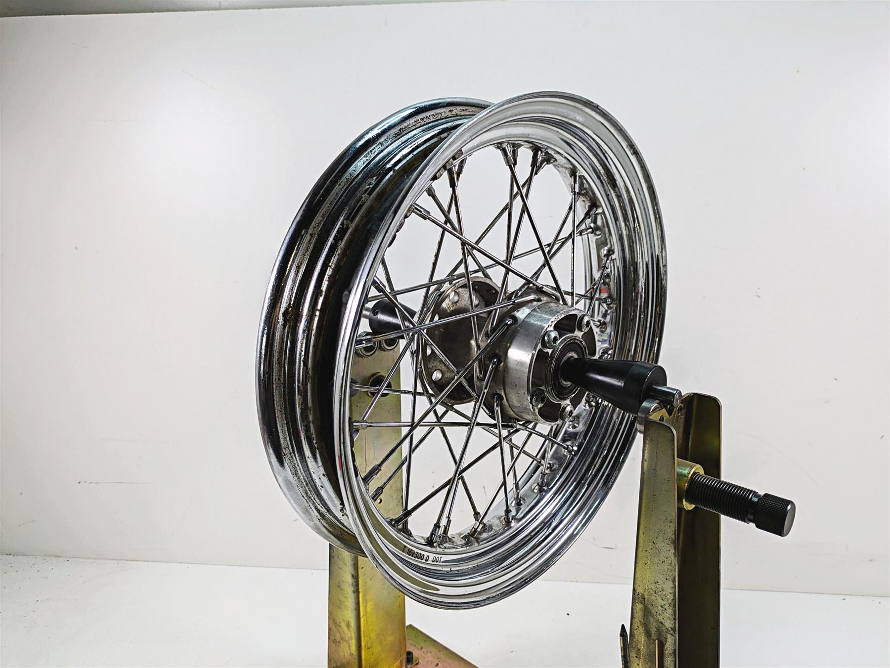 2006 Harley FLSTI Softail Heritage 16x3 Spoke Front Wheel Rim - Read 42947-06A {{ shop.shopifyCountryName }} - Mototech271