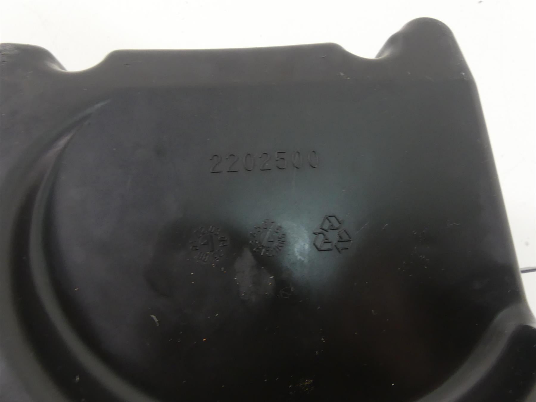 2002 Triumph Bonneville America Air Box Breather & Side Chrome Cover T2208760 {{ shop.shopifyCountryName }} - Mototech271