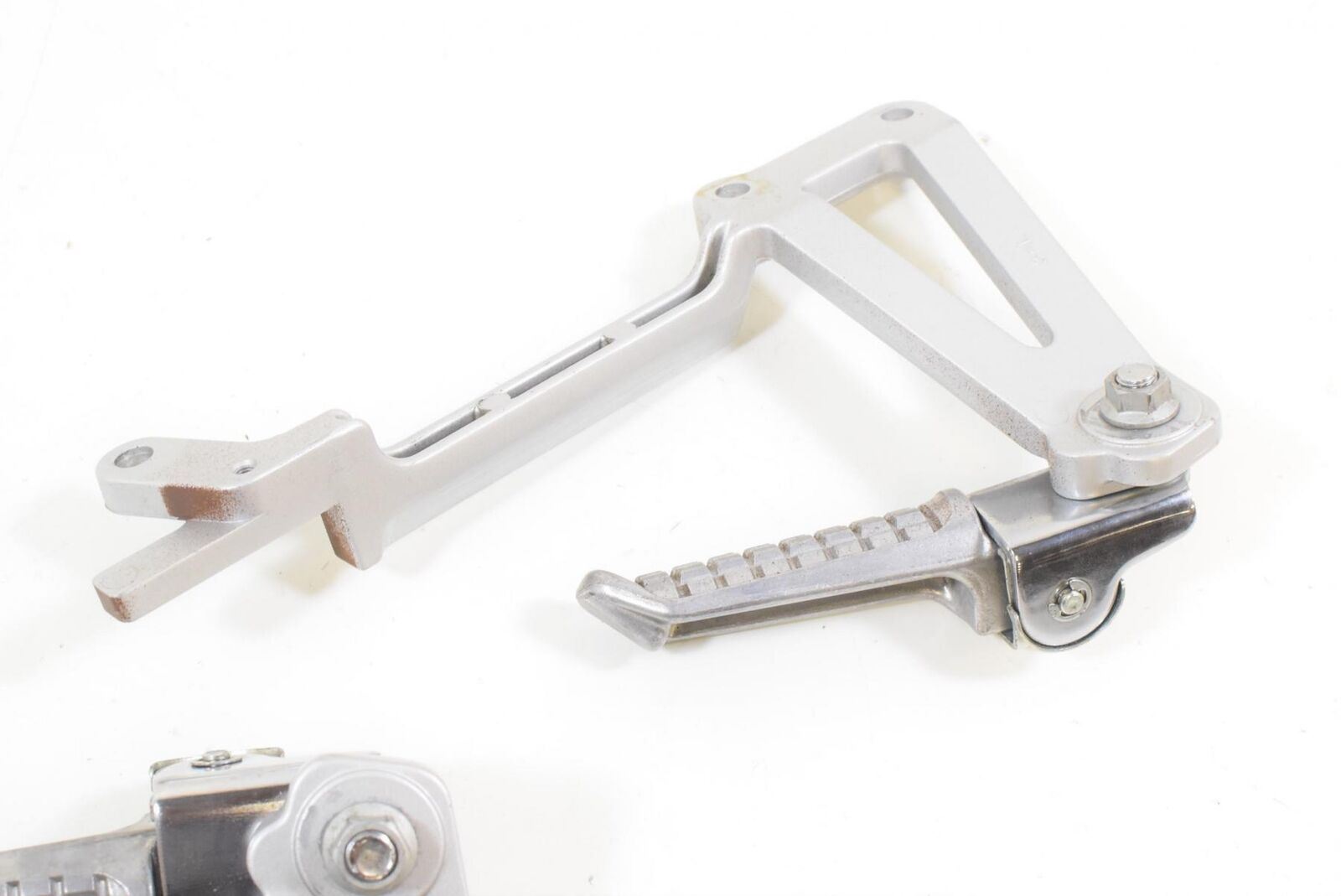 2006 Kawasaki EX250R EX250 R Ninja Rear Passenger Footpeg Foot Peg 35063-0084 {{ shop.shopifyCountryName }} - Mototech271