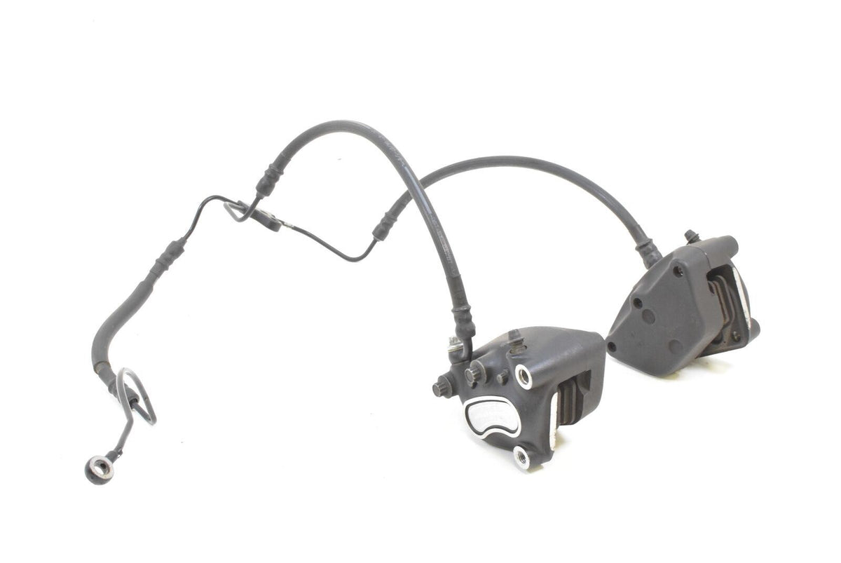 2007 Harley Touring FLHX Street Glide Front Brake Caliper Set 44023-00C 44046-00 {{ shop.shopifyCountryName }} - Mototech271