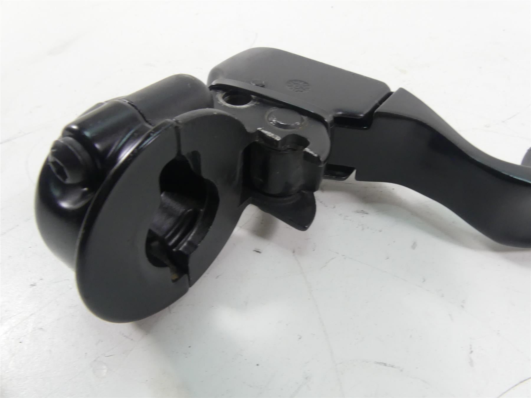 2011 Harley Touring FLTRU Road Glide Clutch Perch & Lever Set 38700-08A {{ shop.shopifyCountryName }} - Mototech271