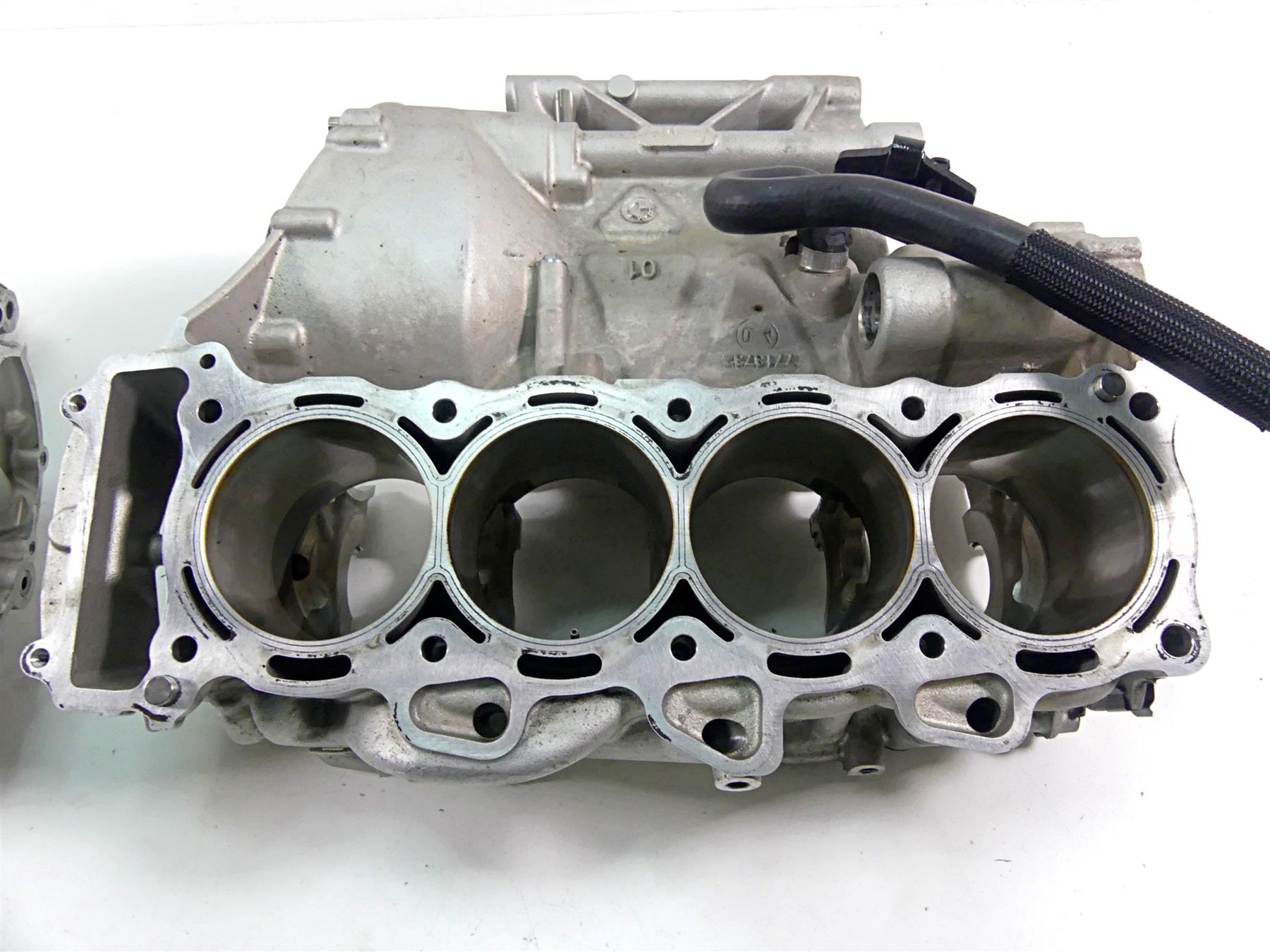 2013 BMW S1000RR K46 Engine Motor Case Crank Case Cylinder Set -Read 11008561534 {{ shop.shopifyCountryName }} - Mototech271