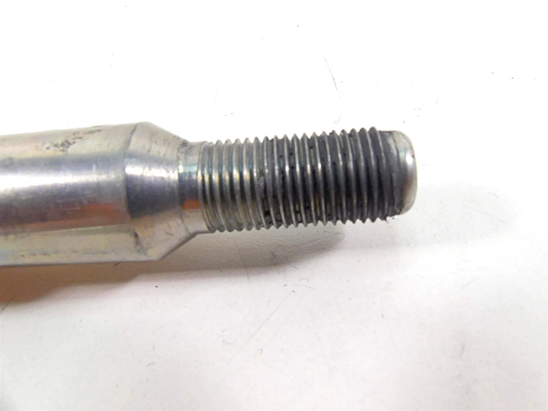 2007 Harley Touring FLHRSE CVO Road King Front Axle Wheel Spindle 43364-00 {{ shop.shopifyCountryName }} - Mototech271