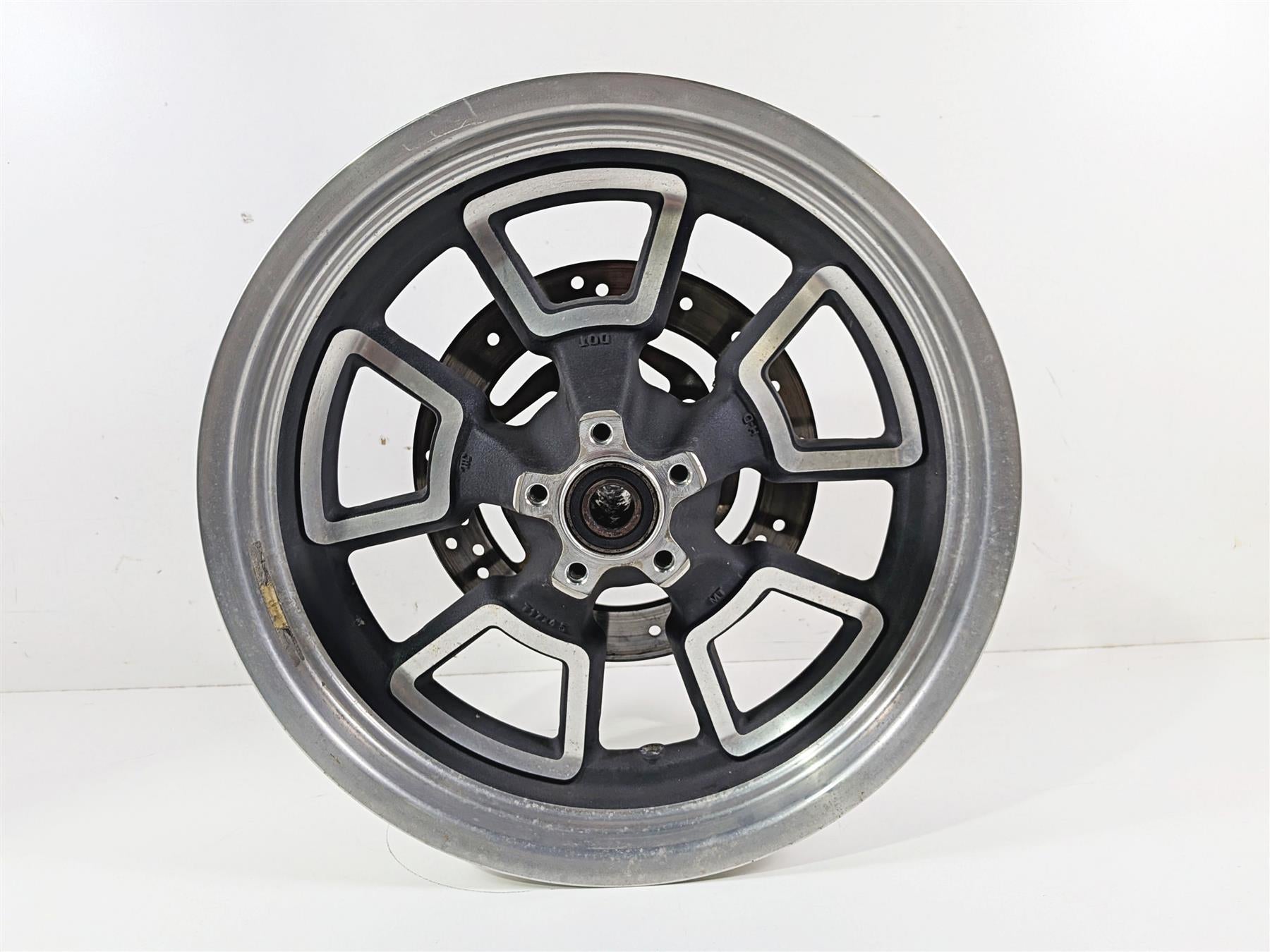 2014 Harley FXDL Dyna Low Rider Straight 17x4.5 Rear Wheel -Read 40900289 {{ shop.shopifyCountryName }} - Mototech271