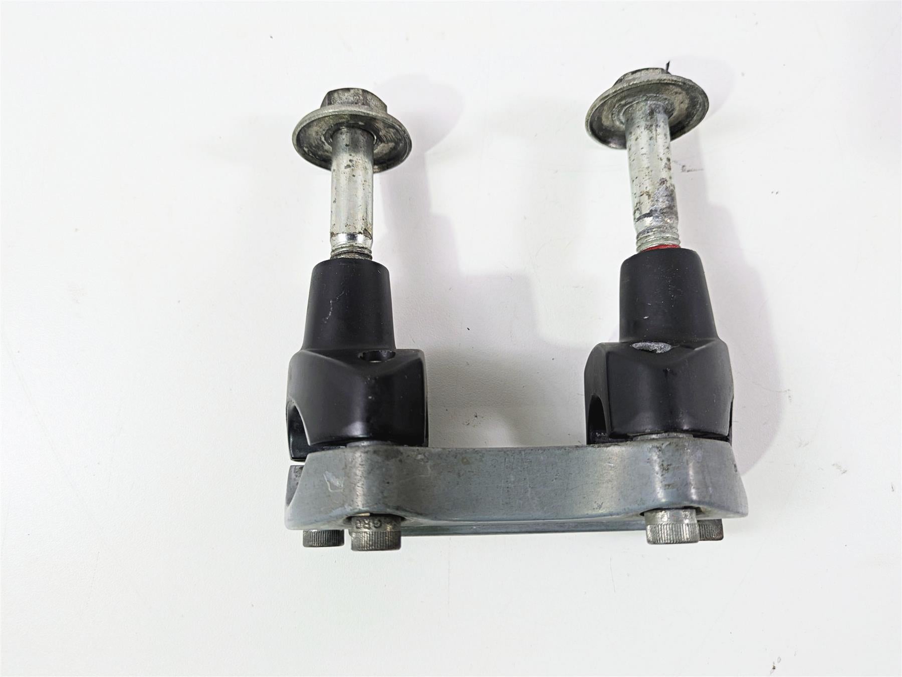 1999 Harley Dyna FXDL Low Rider Handlebar Riser Holder Clamps 56119-77A {{ shop.shopifyCountryName }} - Mototech271