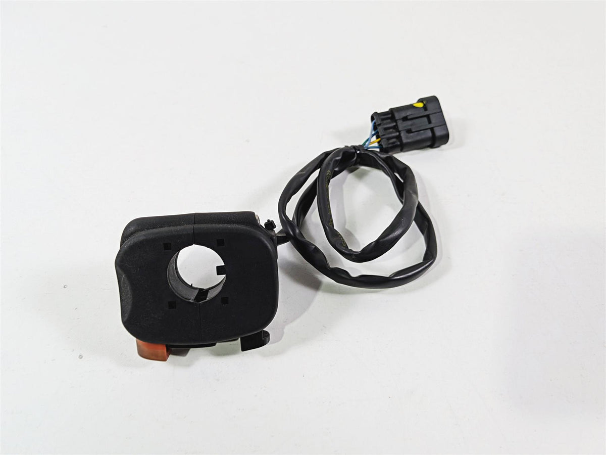 2014 Aprilia RSV4 RR Factory domino Right Hand Start Control Switch B045021 {{ shop.shopifyCountryName }} - Mototech271