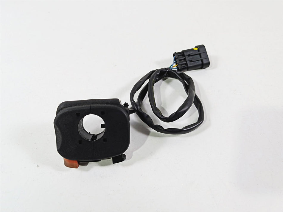 2014 Aprilia RSV4 RR Factory domino Right Hand Start Control Switch B045021 {{ shop.shopifyCountryName }} - Mototech271