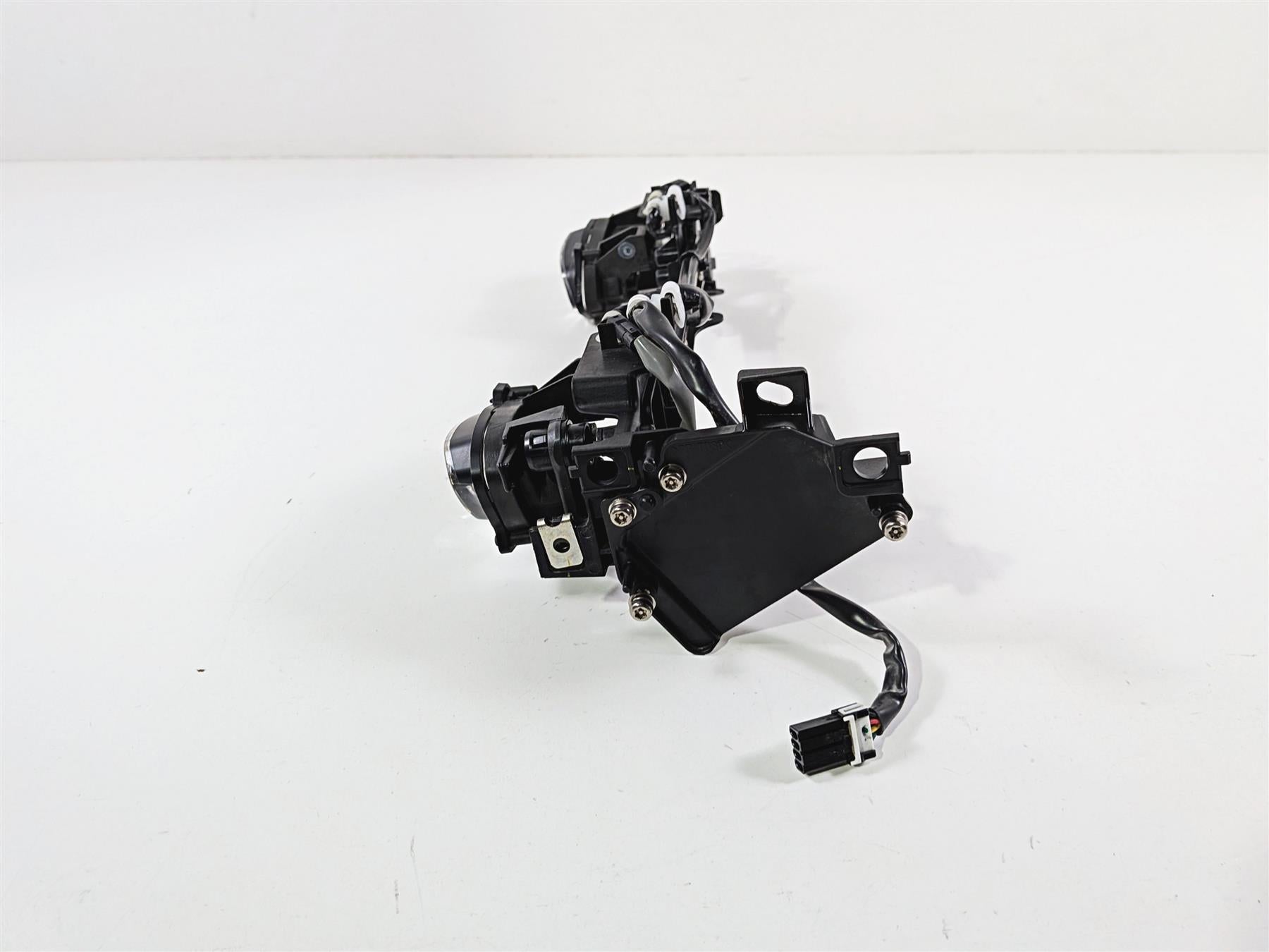 2022 Yamaha YZF R1 R1M RN65 Headlight Head Light Lamp Scratched B3L-84300-00-00-Mototech271