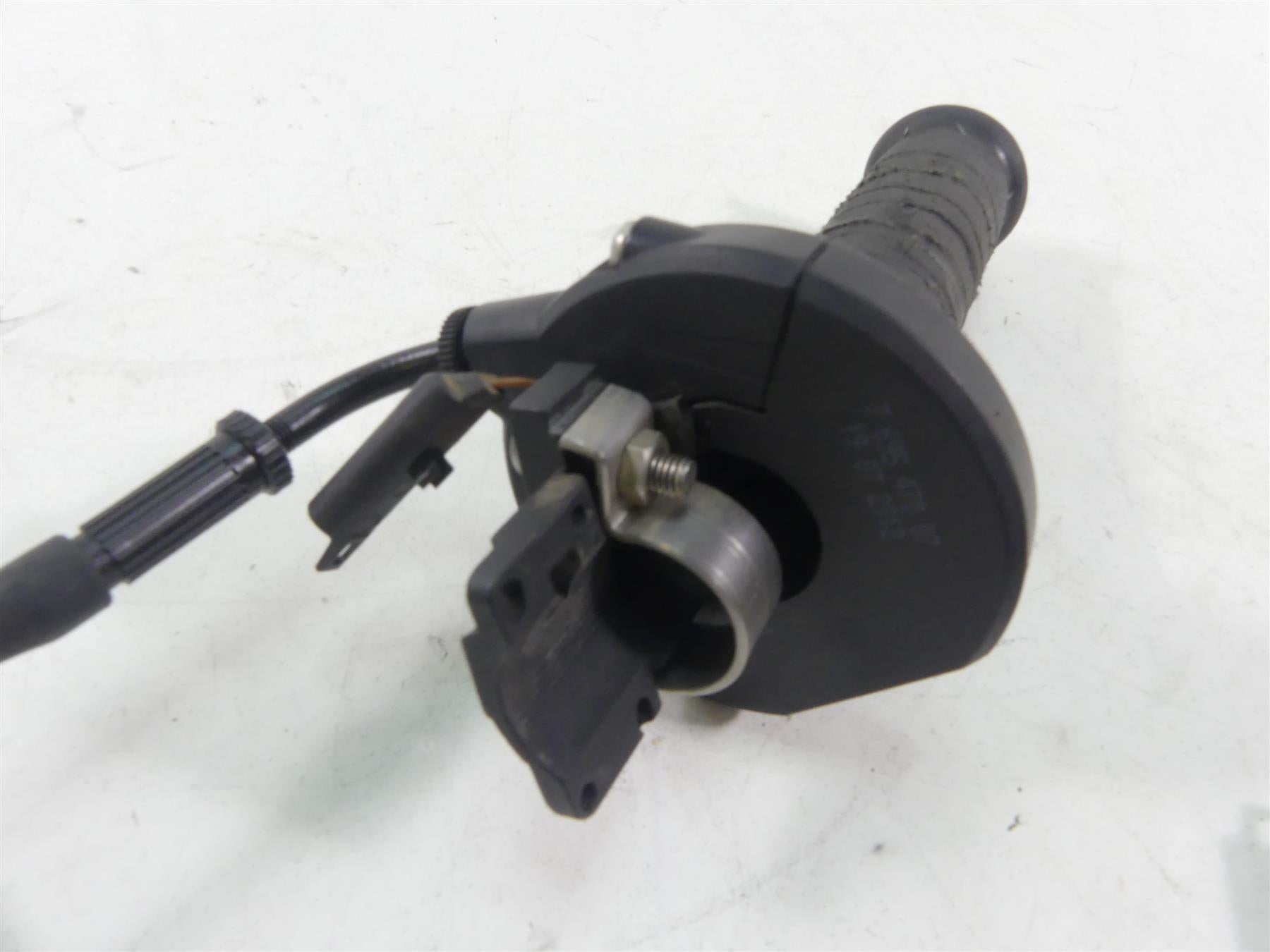 2013 BMW R1200GS K255 Adventure Heated Hand Grip Set 61317727067 61317695470 {{ shop.shopifyCountryName }} - Mototech271
