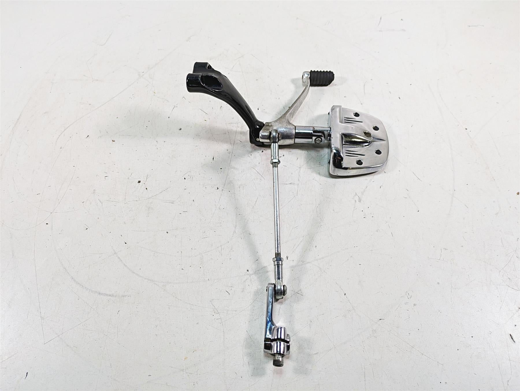 2007 Harley Sportster XL1200 C Front Left Floorboard & Shift Lever Set 42651-04 {{ shop.shopifyCountryName }} - Mototech271