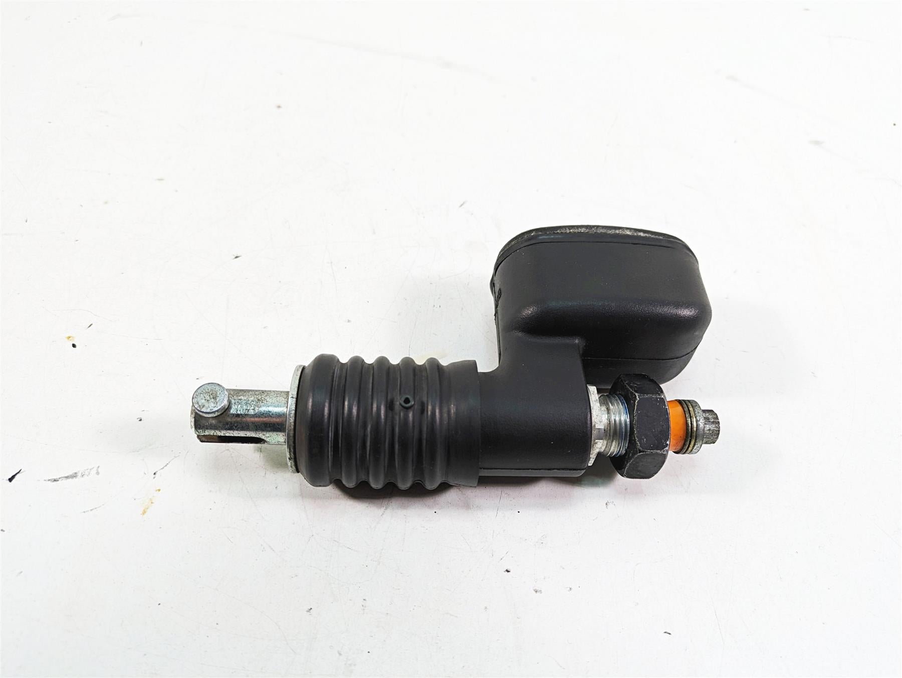 2009 Harley Softail FLSTSB Cross Bones Rear Brake Master Cylinder 41767-05E {{ shop.shopifyCountryName }} - Mototech271