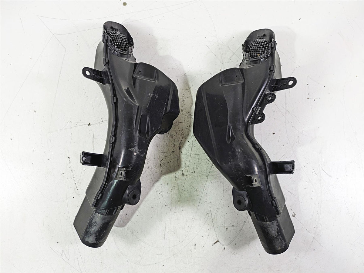 2018 Suzuki GSX1300 R Hayabusa Air Intake Duct Set 94420-15H01 94430-15H01 {{ shop.shopifyCountryName }} - Mototech271