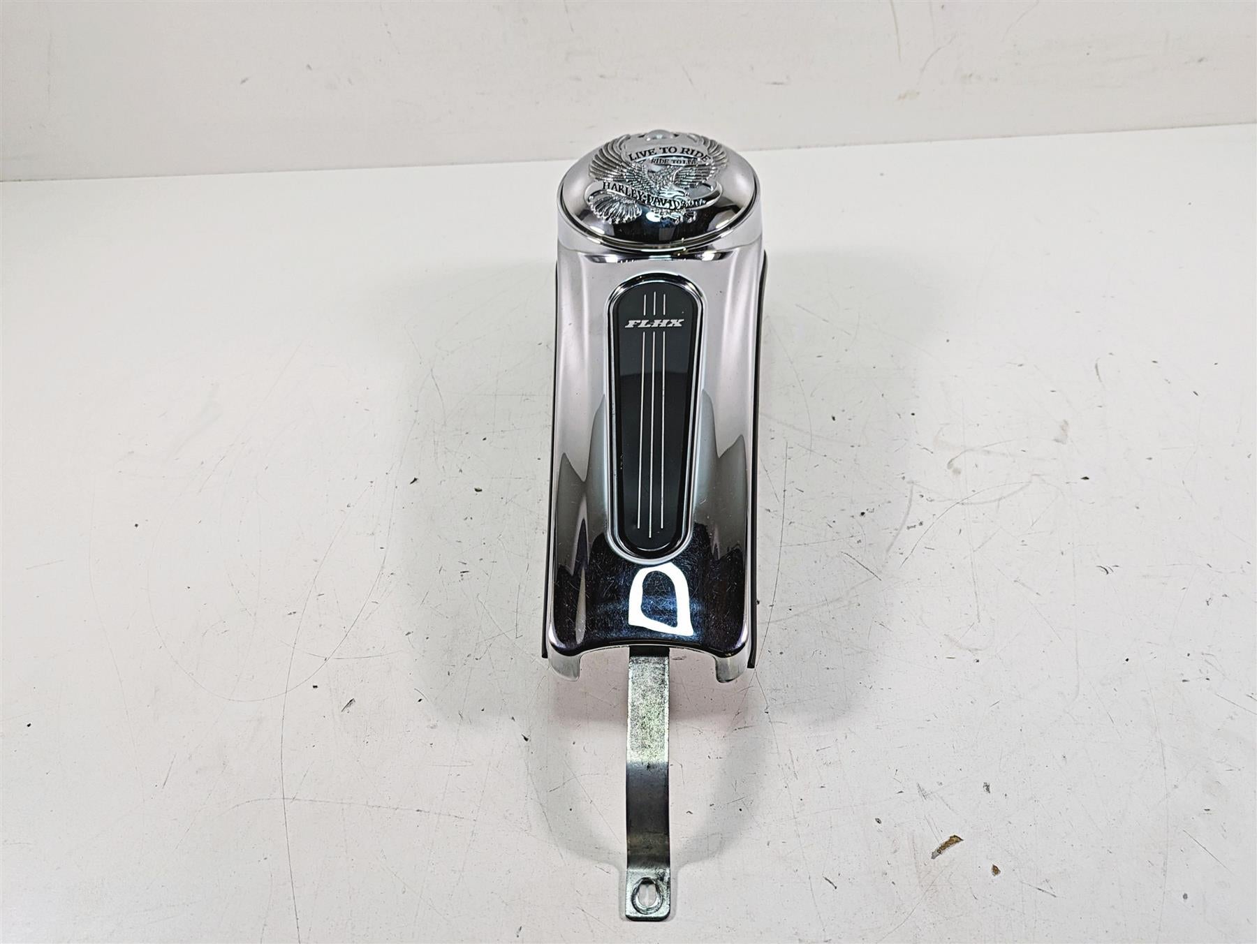 2013 Harley Touring FLHX Street Glide Fuel Gas Tank Cover Dash 69214-08 {{ shop.shopifyCountryName }} - Mototech271