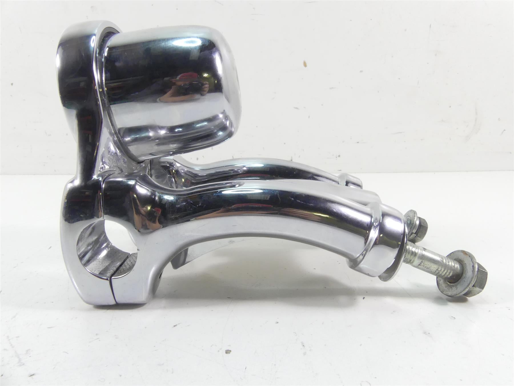 2004 Harley Softail FXSTD SE CVO Deuce Handlebar Riser Tachometer Assy 69074-04A {{ shop.shopifyCountryName }} - Mototech271