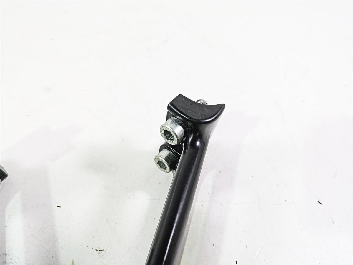 2006 Harley VRSCR Street V-Rod Passenger Footpeg Rest Set R 51087-06 L 51088-06 {{ shop.shopifyCountryName }} - Mototech271