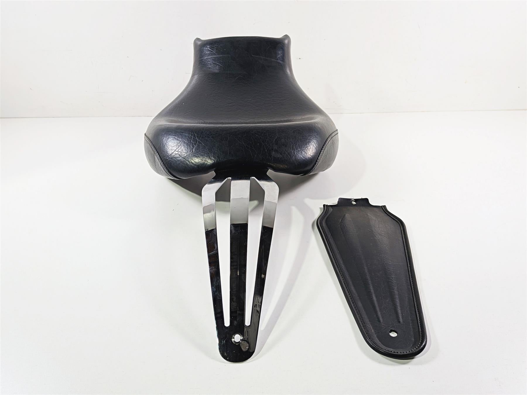 2003 Honda V-Twin VTX1800 C Front Rider Seat Saddle 77200-MCH-000 {{ shop.shopifyCountryName }} - Mototech271