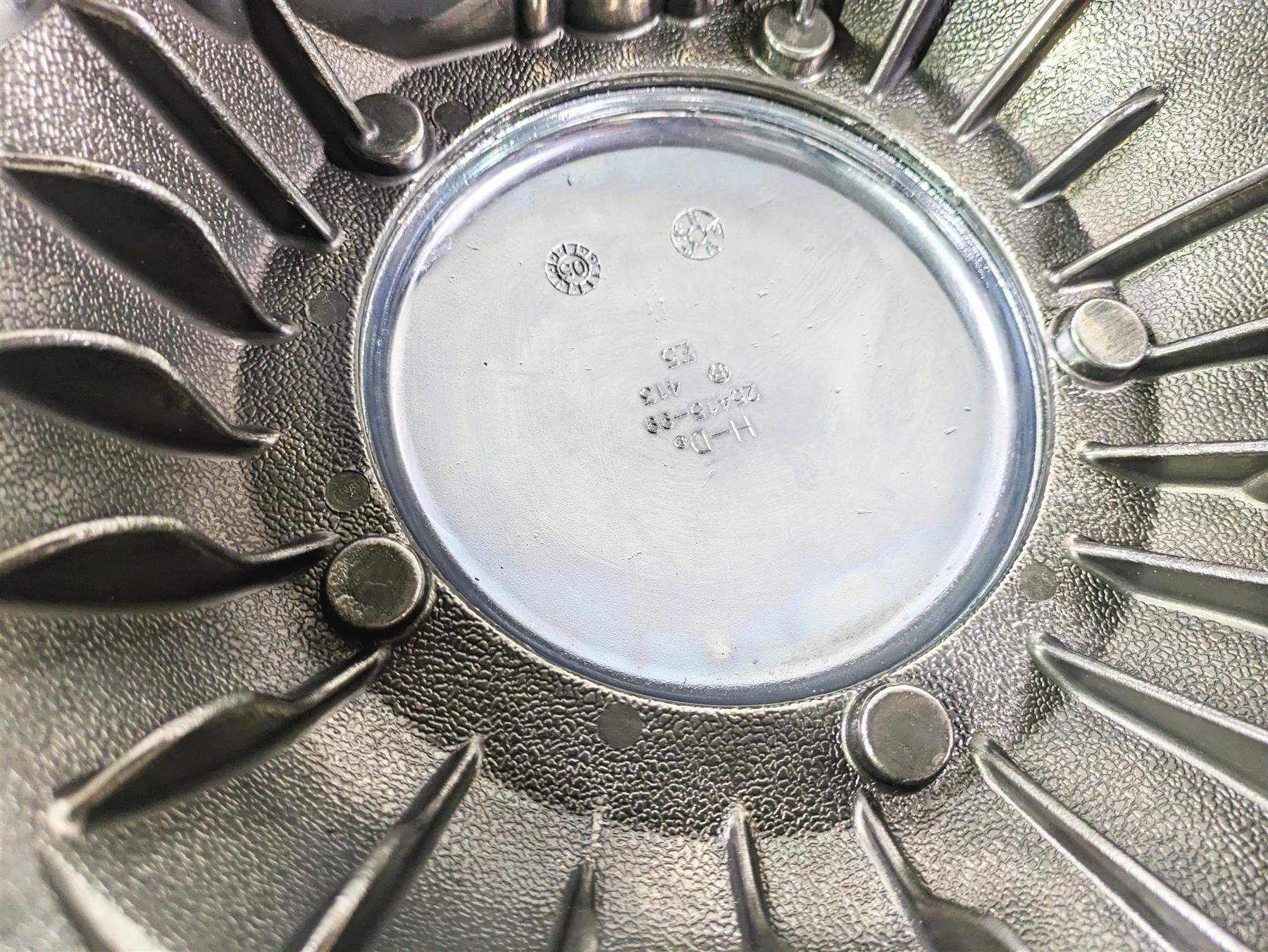 2004 Harley FLSTCI Softail Heritage Outer Primary Clutch Cover 60506-99 {{ shop.shopifyCountryName }} - Mototech271