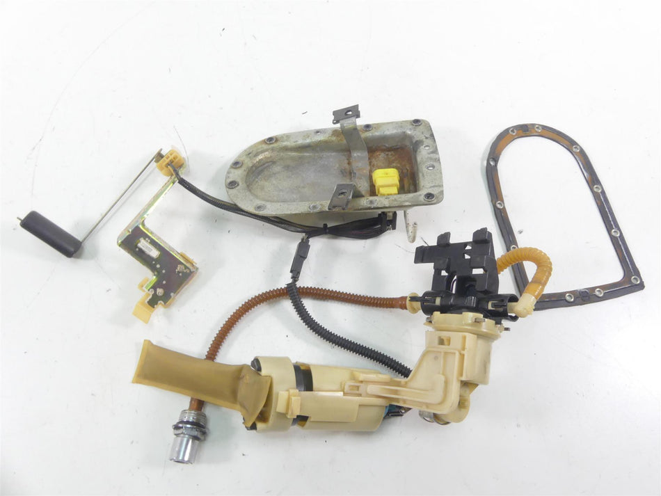 2004 Harley FXDWGI Dyna Wide Glide Fuel Gas Petrol Pump - Tested 75218-04D {{ shop.shopifyCountryName }} - Mototech271