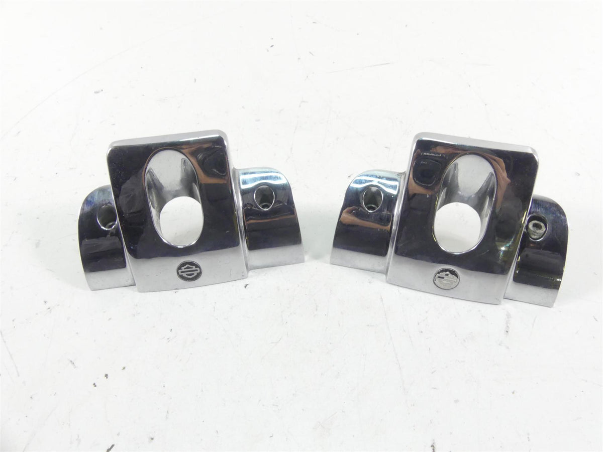 2005 Harley Touring CVO FLHTC SE Electra Glide Spark Plug Covers 43870-00 {{ shop.shopifyCountryName }} - Mototech271