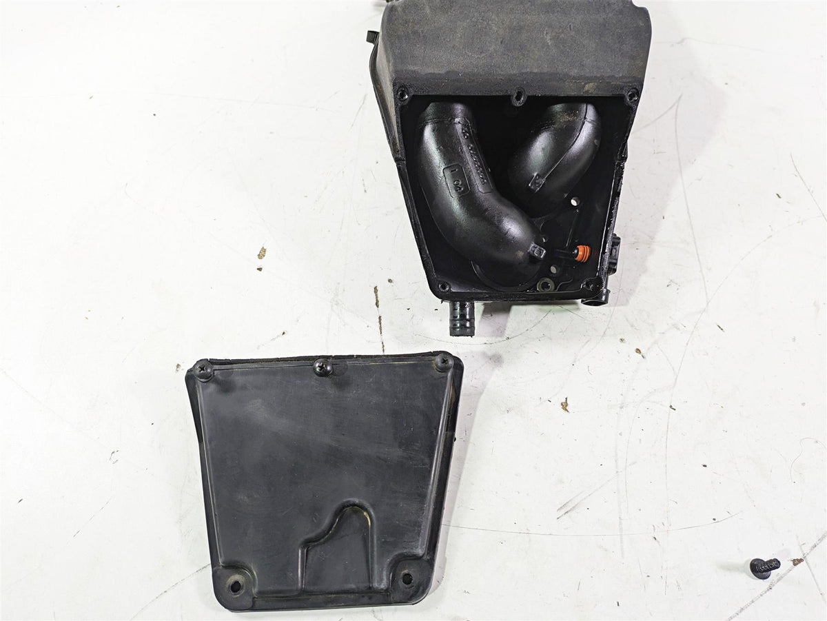 2004 Victory Kingpin Air Box Cleaner Filter Breather 1013720 {{ shop.shopifyCountryName }} - Mototech271
