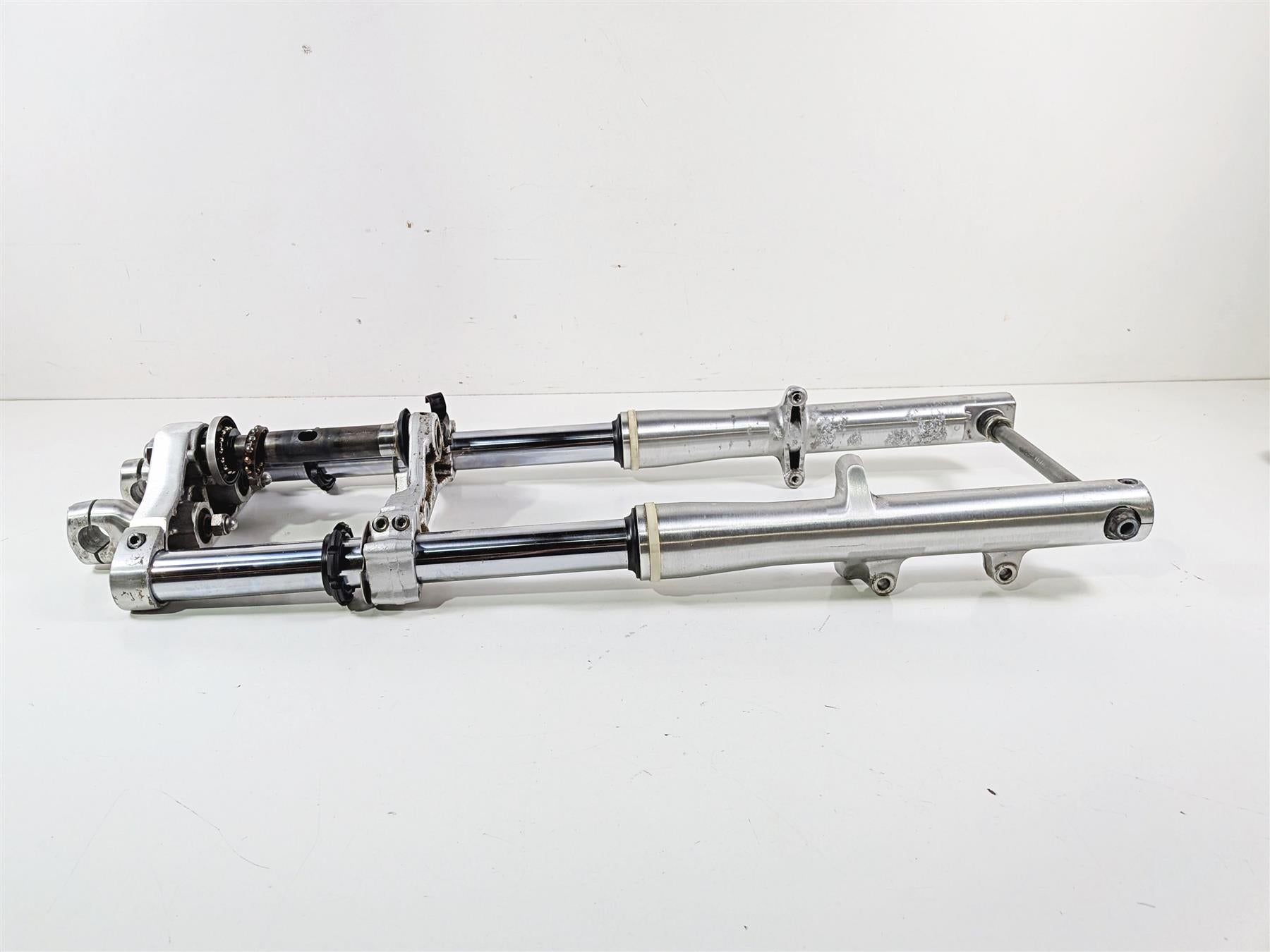 2002 Yamaha XVS650 V-Star Classic Front Fork Triple Tree Riser 5BN-23102-12 {{ shop.shopifyCountryName }} - Mototech271