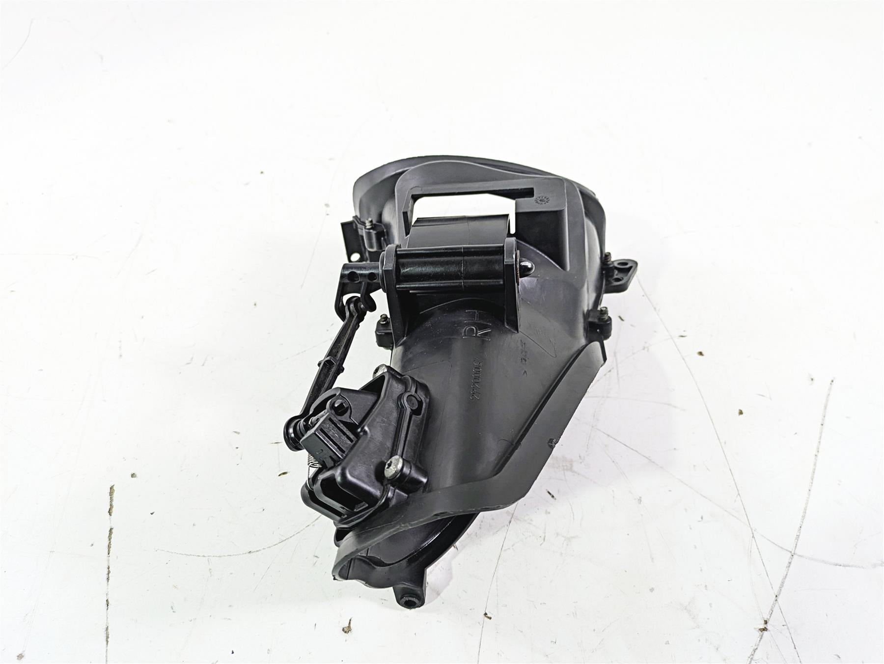 2016 Harley Touring FLTRX Road Glide Right Air Duct Vent Part READ 29200067 {{ shop.shopifyCountryName }} - Mototech271