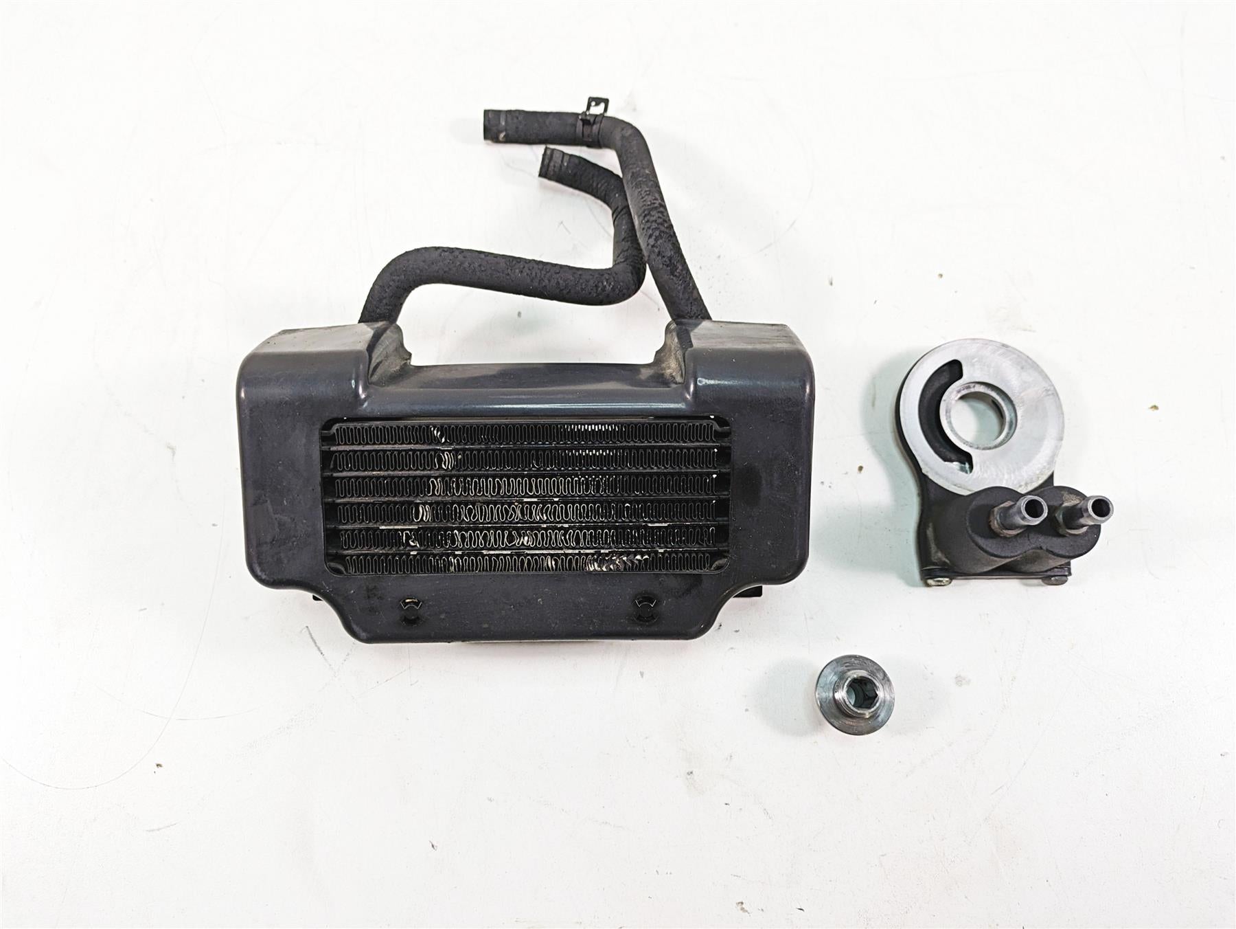 2011 Harley Touring FLTRU Road Glide Oil Cooler Flange Cover Hoses Set 63083-11A {{ shop.shopifyCountryName }} - Mototech271