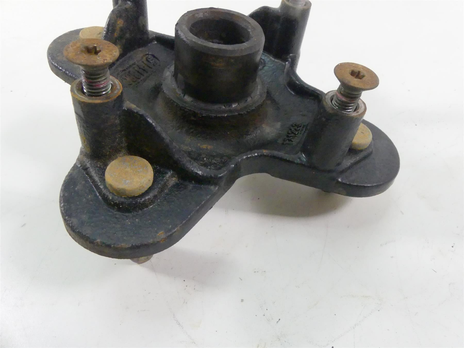 2018 Polaris RZR S 900 Left Rear Side Wheel Rim Hub 5141366 {{ shop.shopifyCountryName }} - Mototech271