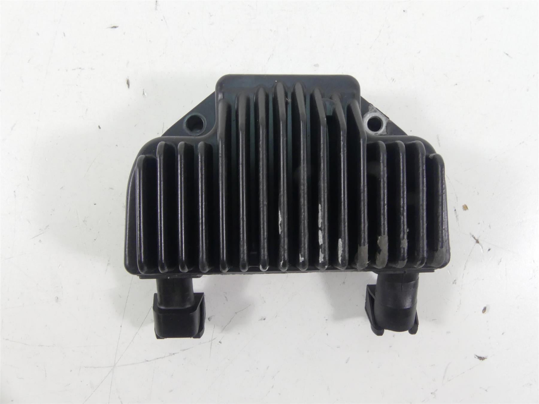 2015 Harley FXDF Dyna Fat Bob Rectifier Voltage Regulator 74631-08A {{ shop.shopifyCountryName }} - Mototech271