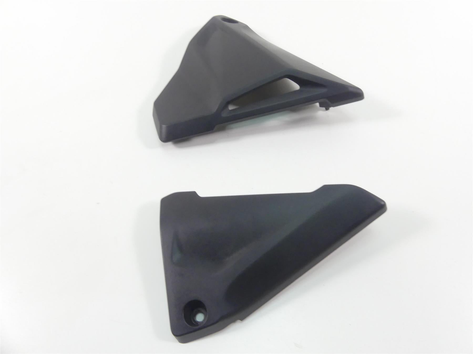 2019 BMW R1250GS K50 Left Right Battery Cover Fairings 46638523155 46638523156 {{ shop.shopifyCountryName }} - Mototech271