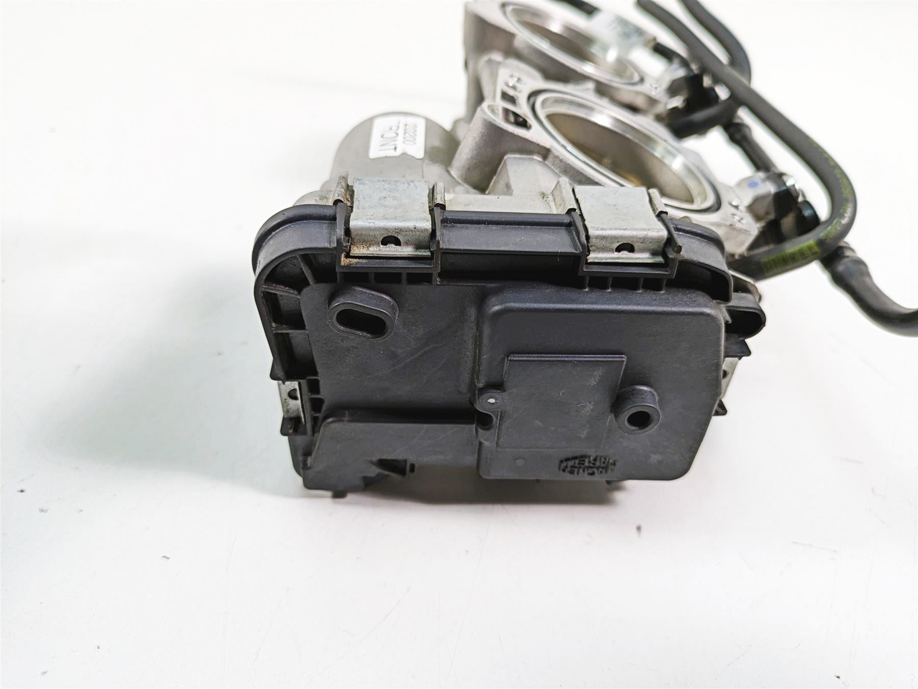 2020 Aprilia Tuono V4 Factory Throttle Body Bodies Set 776miles 857303 857304 {{ shop.shopifyCountryName }} - Mototech271