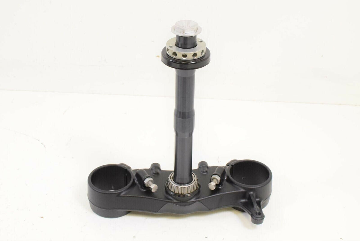 2015 KTM 1290 Super Duke R Lower Triple Tree Steering Yoke Clamp 6130103202933S {{ shop.shopifyCountryName }} - Mototech271