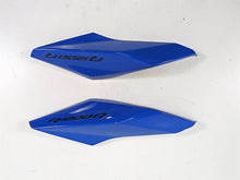 Load image into Gallery viewer, 2016 BMW R1200R K53 Tail Side Cover Fairing Set 46638534279 46638534280
